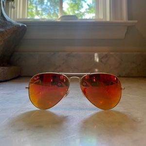 Gold Ray-Ban Aviator Large Metal glasses (RB3025)